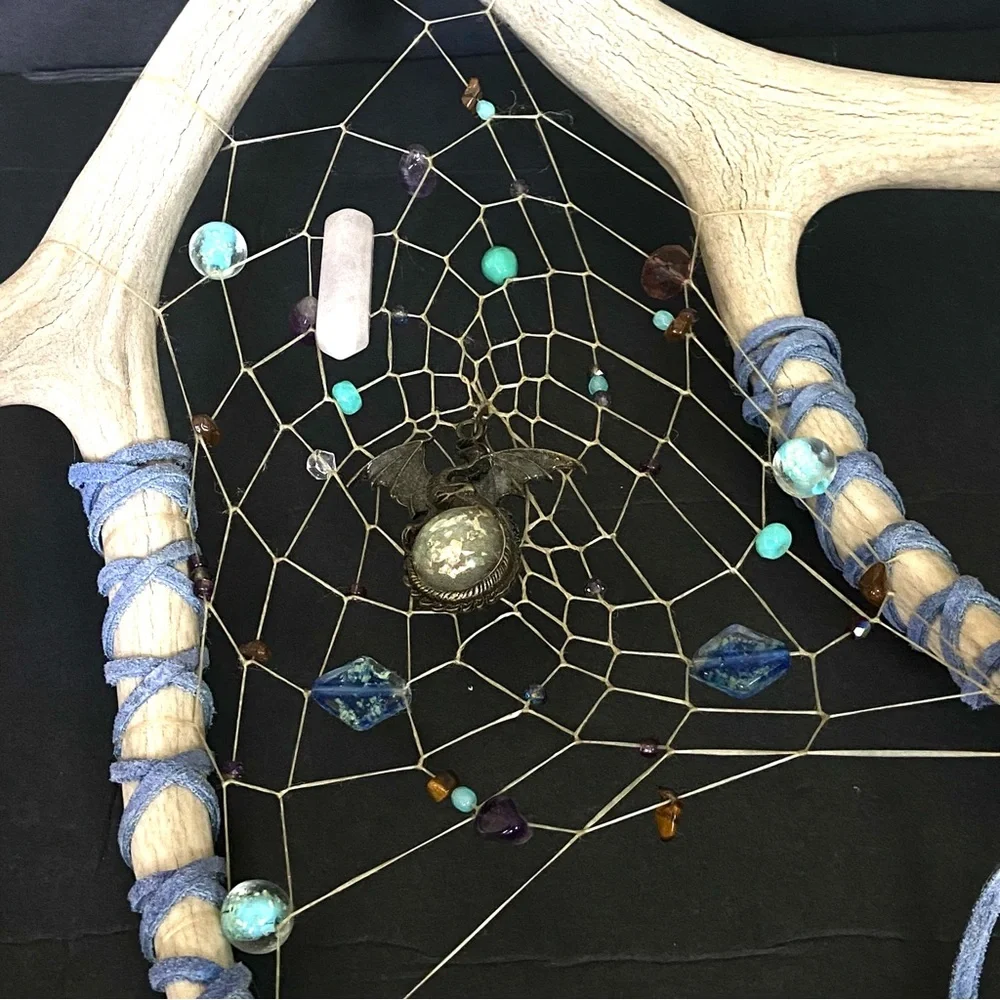 Rustic Dreamcatcher with Antler Frame and Feathers‎